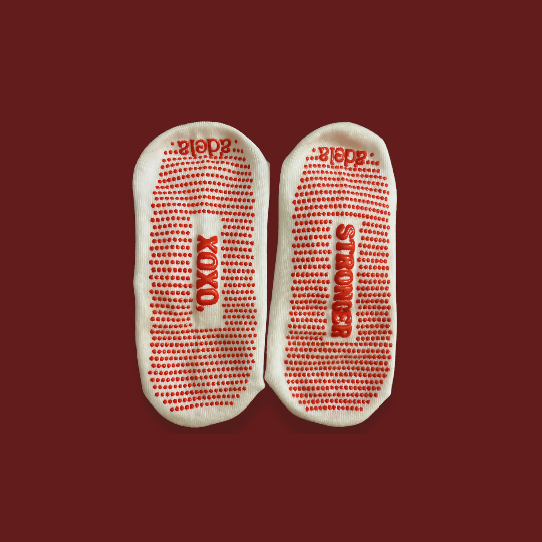 Isla Ruffles Grip Socks